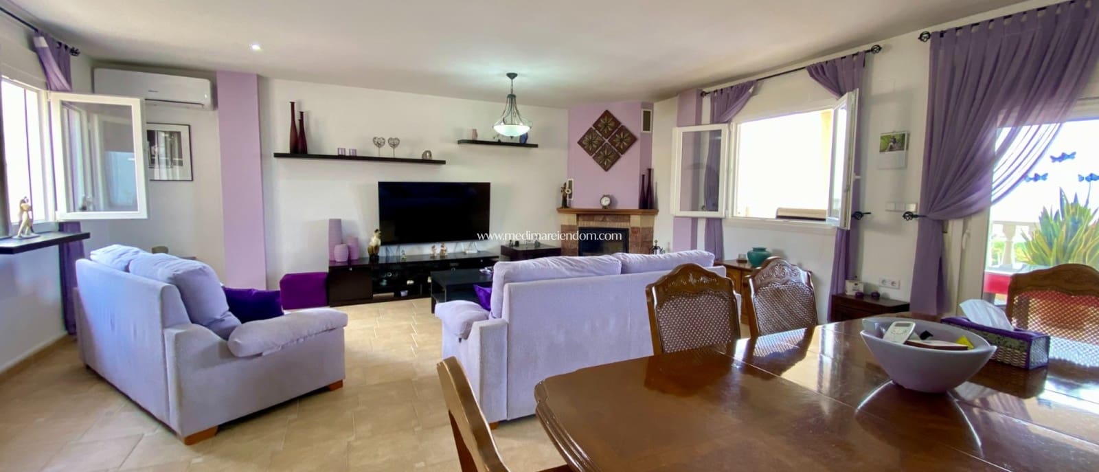 3 bedroom Villa for sale in Algorfa with pool - € 599,990 (Ref: 9432368)