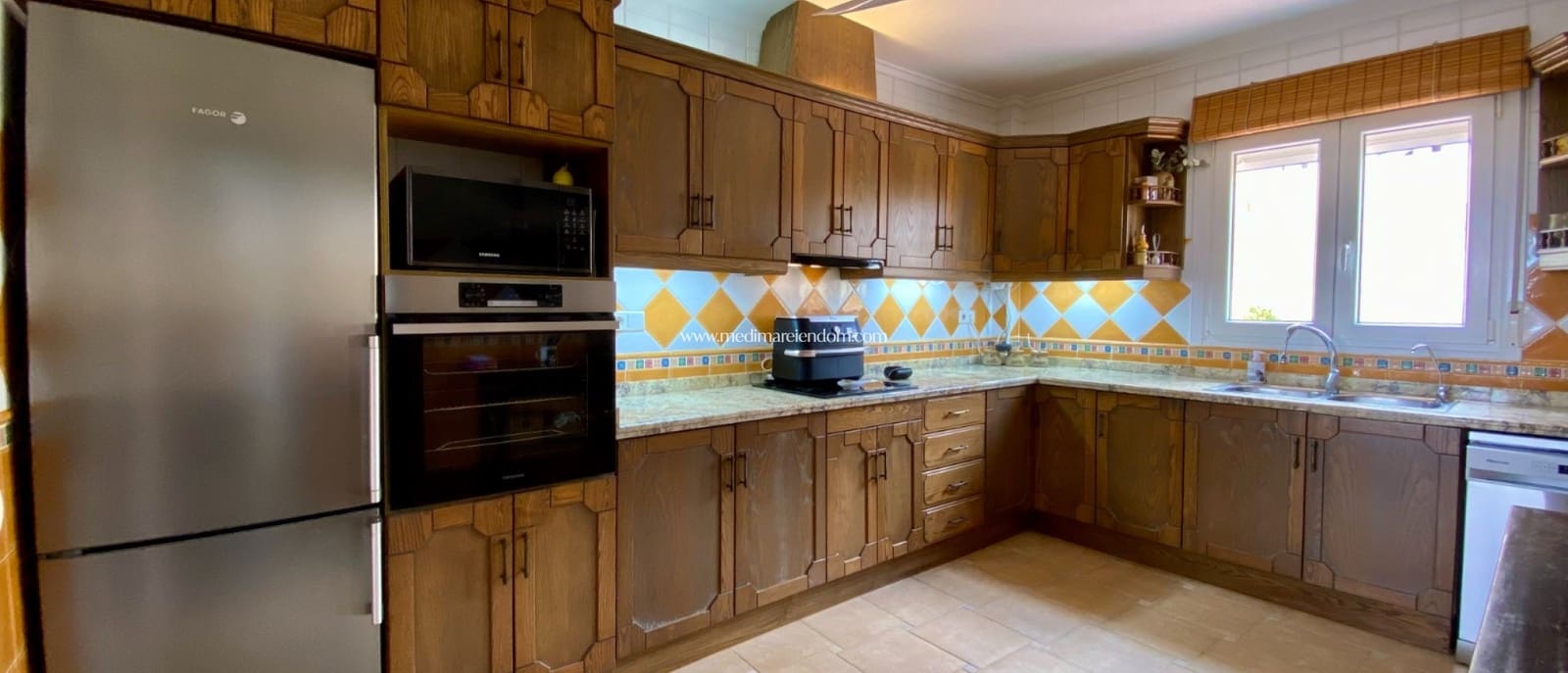 3 bedroom Villa for sale in Algorfa with pool - € 599,990 (Ref: 9432368)