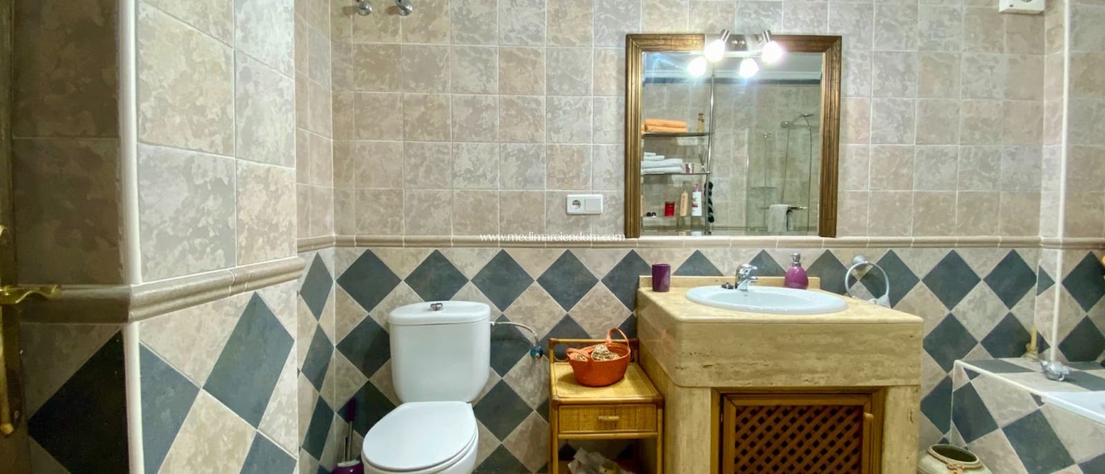 3 bedroom Villa for sale in Algorfa with pool - € 599,990 (Ref: 9432368)