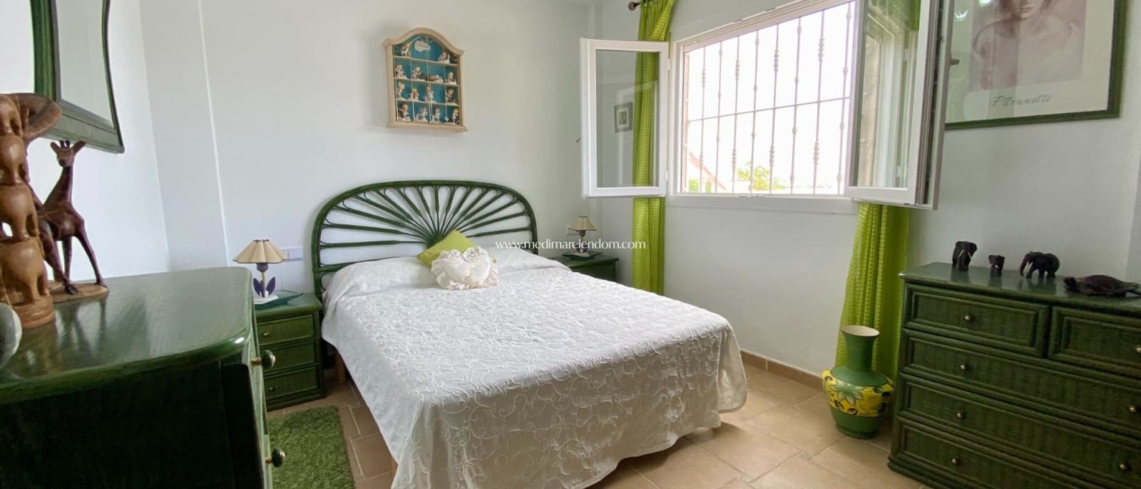 3 bedroom Villa for sale in Algorfa with pool - € 599,990 (Ref: 9432368)