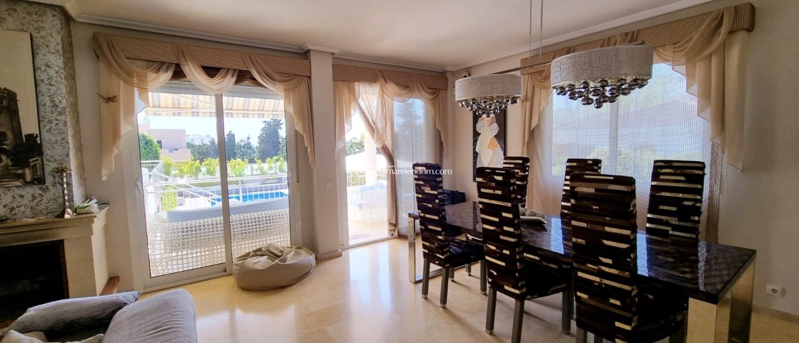 5 chambre Villa/Maison à vendre à La Mata avec piscine - 1 170 000 € (Ref: 9432370)