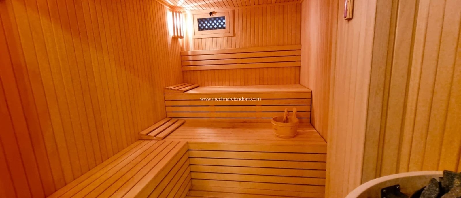 5 chambre Villa/Maison à vendre à La Mata avec piscine - 1 170 000 € (Ref: 9432370)