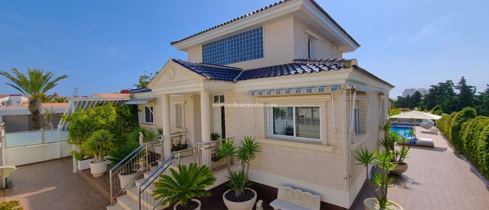 5 chambre Villa/Maison à vendre à La Mata avec piscine - 1 170 000 € (Ref: 9432370)