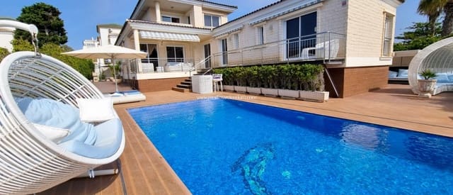 5 bedroom Villa for sale in Cañada del Molino, Torrevieja with pool - € 1,170,000 (Ref: 9432370)