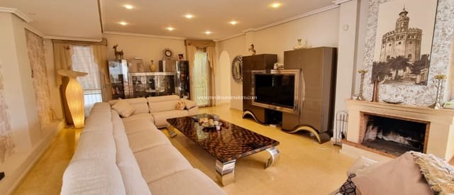 5 bedroom Villa for sale in Cañada del Molino, Torrevieja with pool - € 1,170,000 (Ref: 9432370)