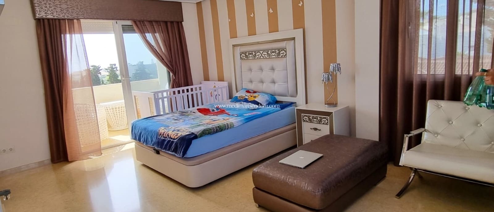 5 chambre Villa/Maison à vendre à La Mata avec piscine - 1 170 000 € (Ref: 9432370)