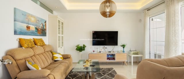 2 chambre Appartement à vendre à Doña Pepa, Rojales avec piscine - 270 000 € (Ref: 9432371)