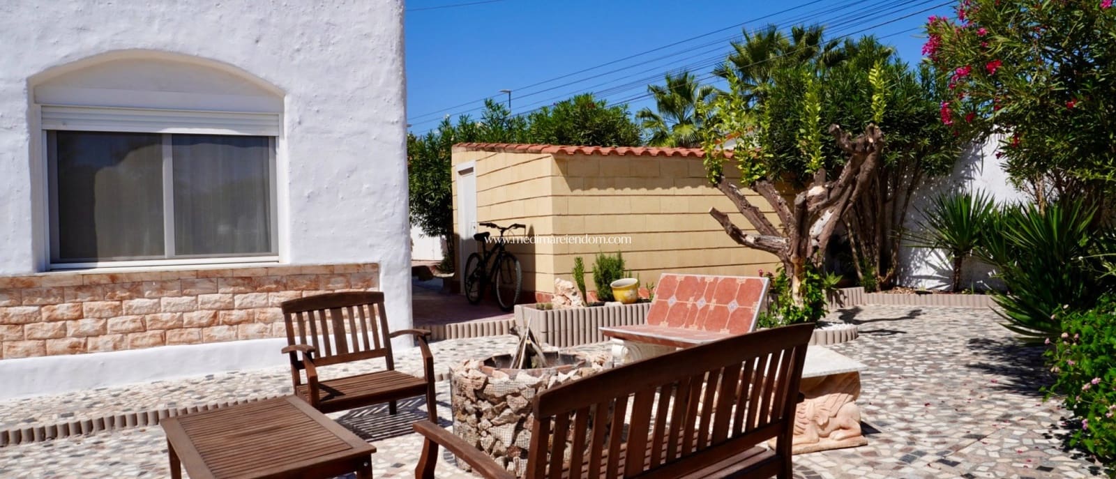 5 slaapkamer Villa te koop in Ciudad Quesada met zwembad - € 458.000 (Ref: 9432372)