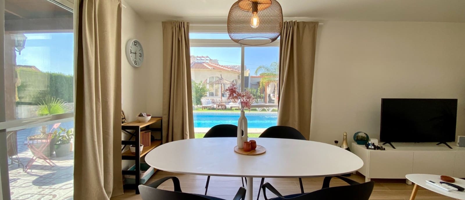 4 slaapkamer Villa te koop in Ciudad Quesada met zwembad - € 530.000 (Ref: 9432373)