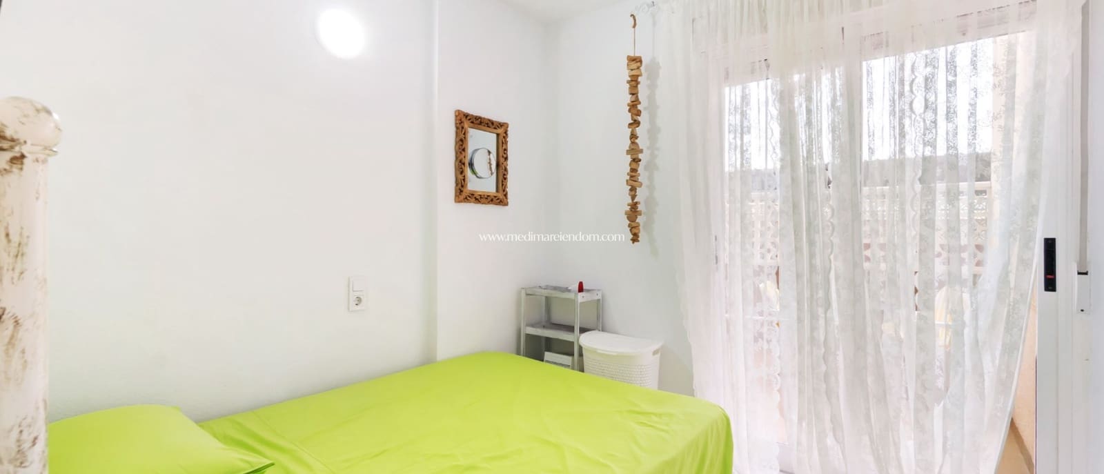 2 Zimmer Apartment zu verkaufen in Torrevieja mit Pool - 129.900 € (Ref: 9432375)