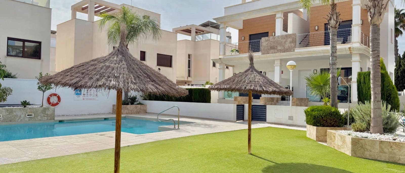 3 slaapkamer Huis te koop in Ciudad Quesada met zwembad - € 340.000 (Ref: 9432376)