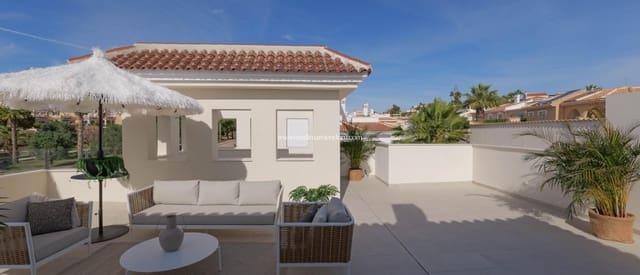 Chalet de 3 habitaciones en Ciudad Quesada, Rojales en venta con piscina - 871.162 € (Ref: 9432610)