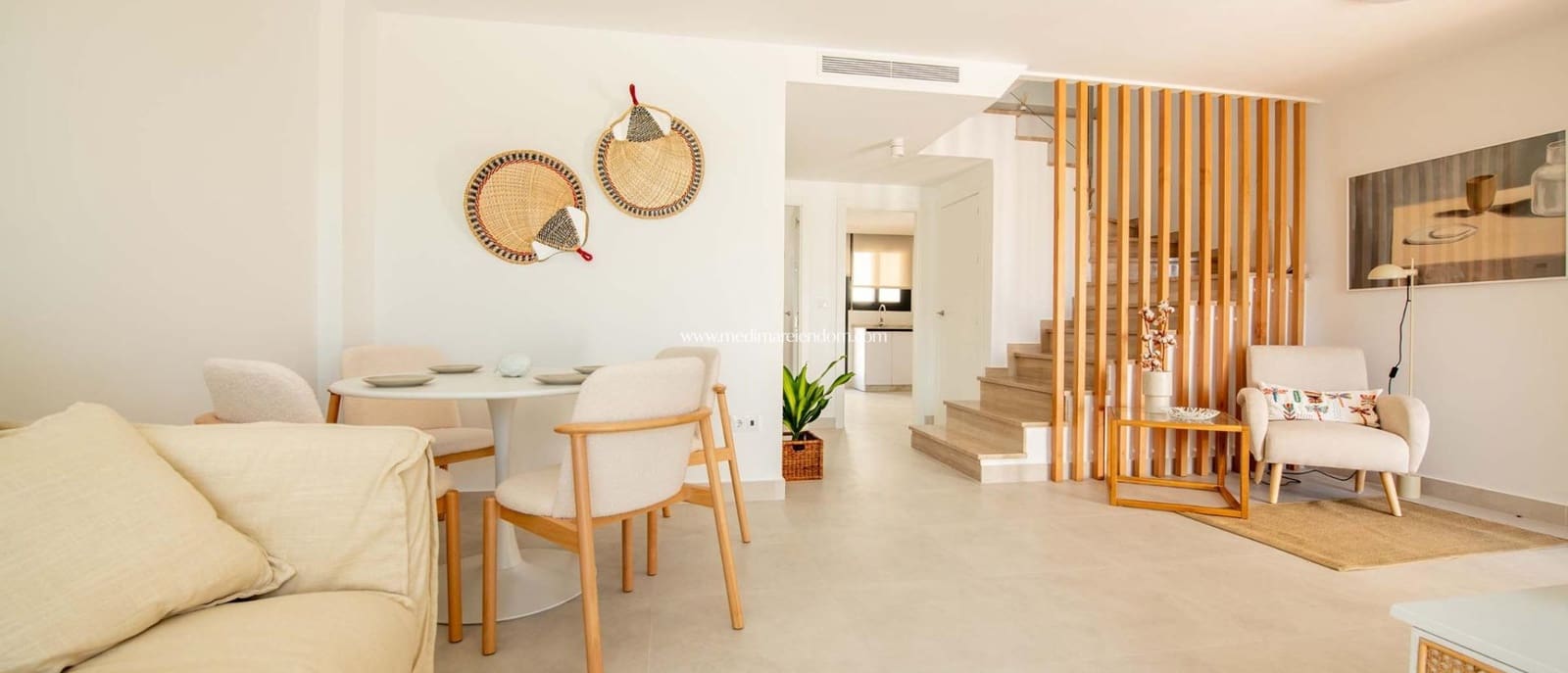 3 slaapkamer Bungalow te koop in Cox met zwembad - € 229.000 (Ref: 9432618)