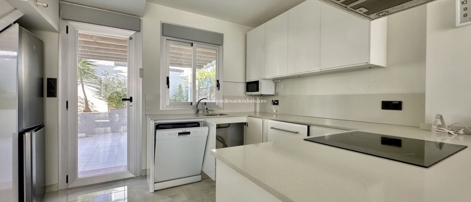 3 bedroom Villa for sale in Orihuela Costa with pool - € 389,000 (Ref: 9432619)