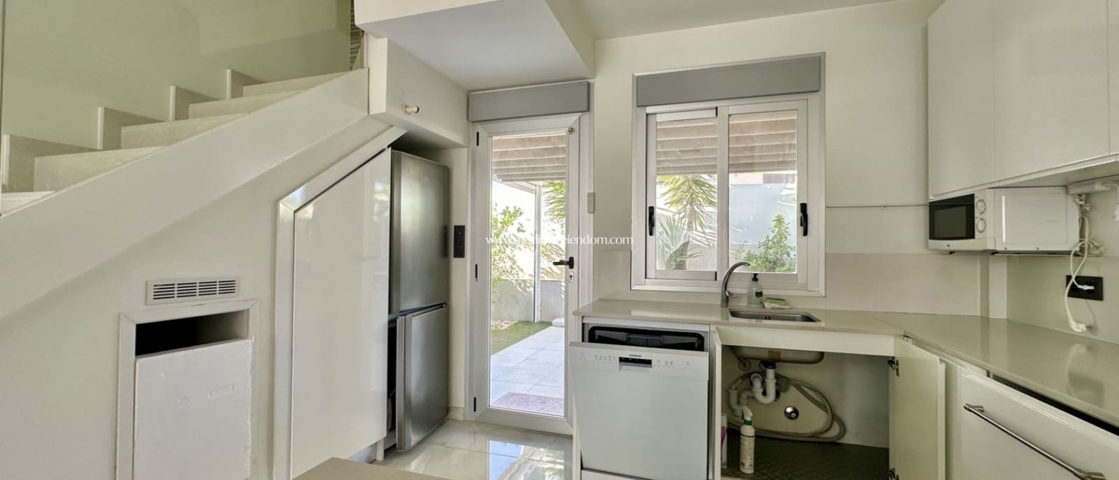 3 bedroom Villa for sale in Orihuela Costa with pool - € 389,000 (Ref: 9432619)