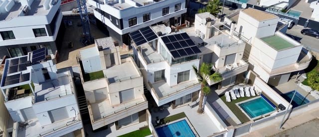 3 Zimmer Villa zu verkaufen in Lomas de Cabo Roig - Los Dolses, Orihuela mit Pool - 389.000 € (Ref: 9432619)