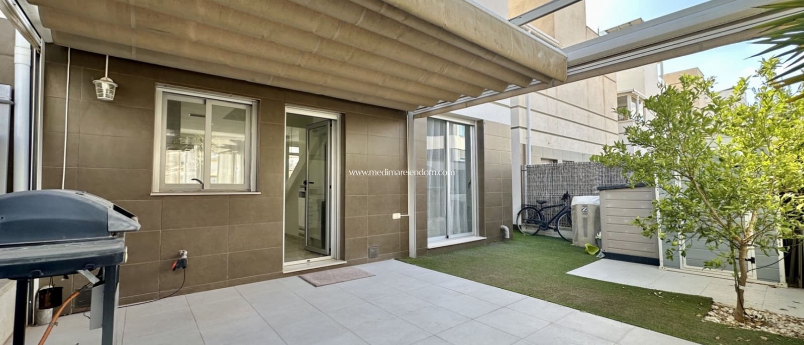 3 bedroom Villa for sale in Orihuela Costa with pool - € 389,000 (Ref: 9432619)