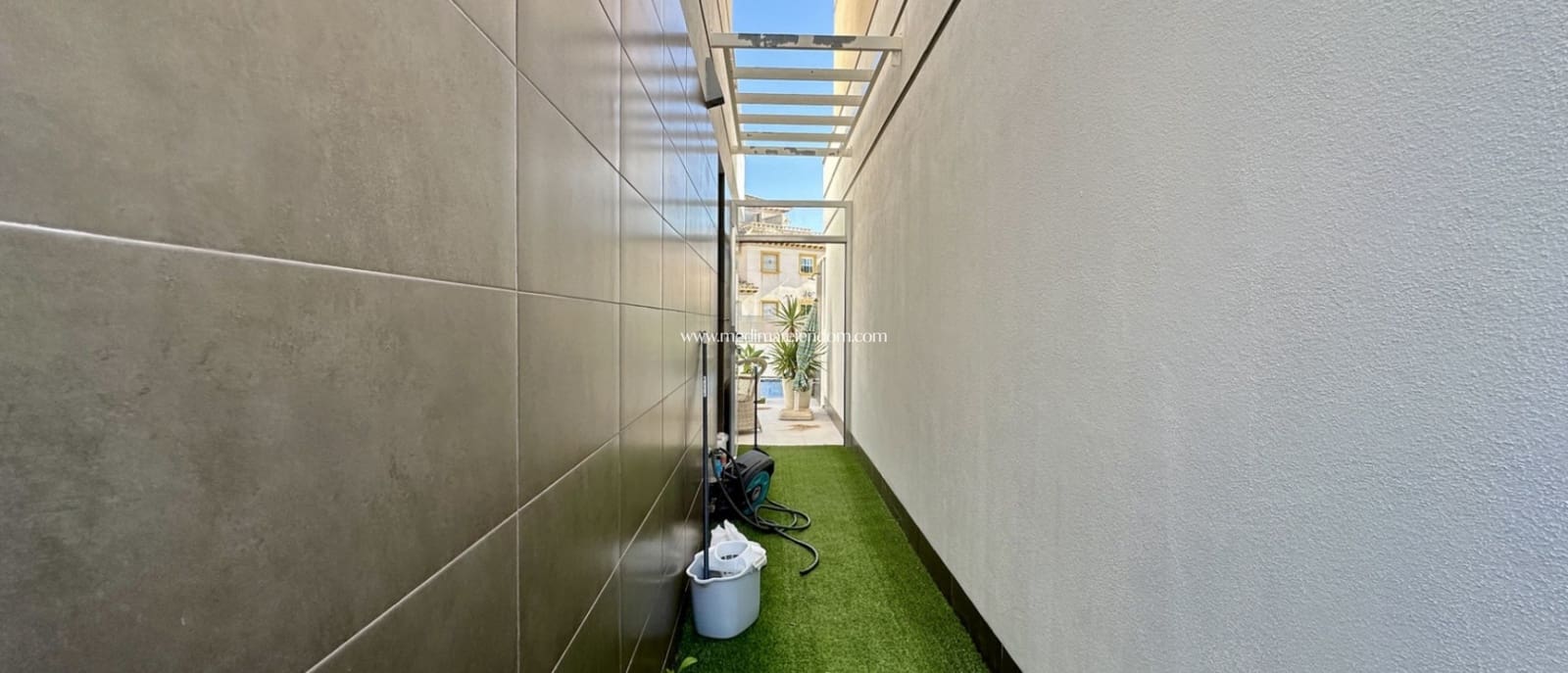 3 bedroom Villa for sale in Orihuela Costa with pool - € 389,000 (Ref: 9432619)