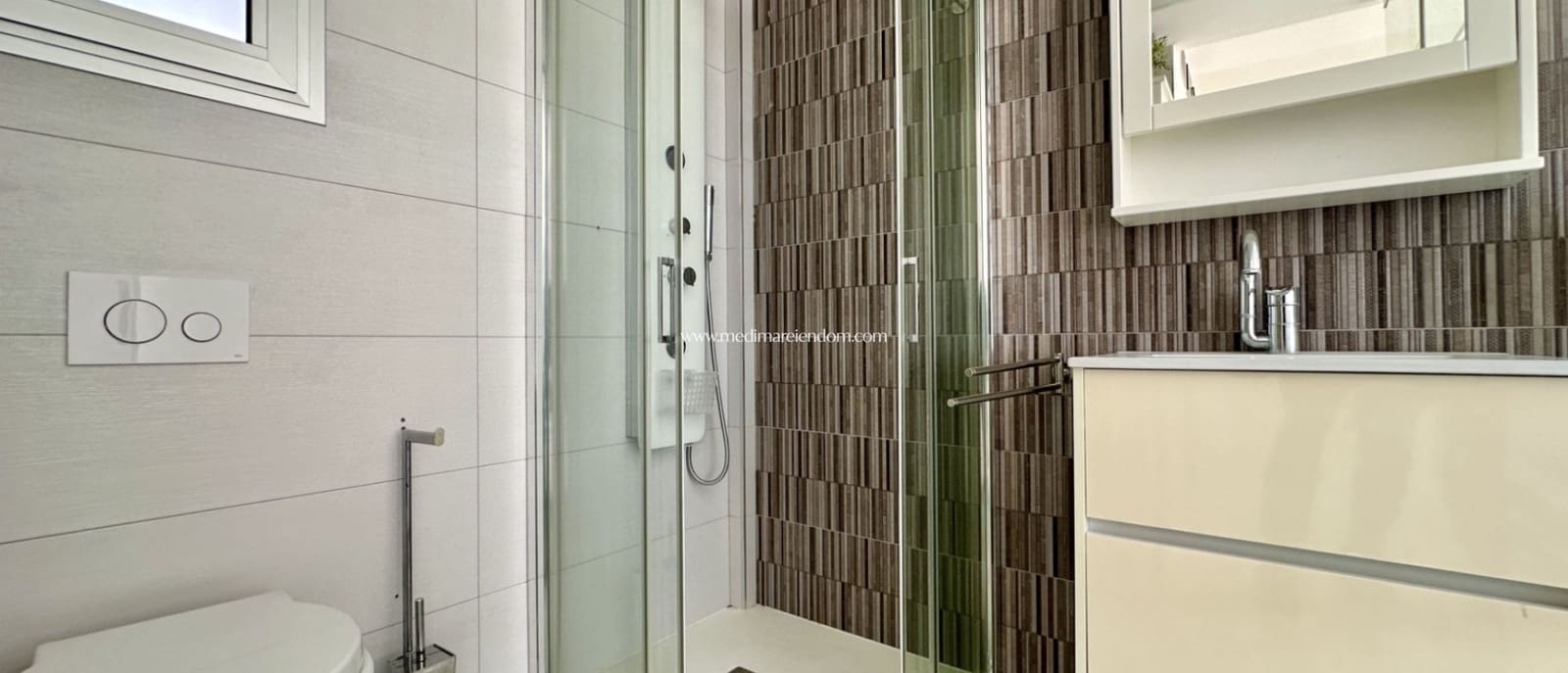 3 bedroom Villa for sale in Orihuela Costa with pool - € 389,000 (Ref: 9432619)