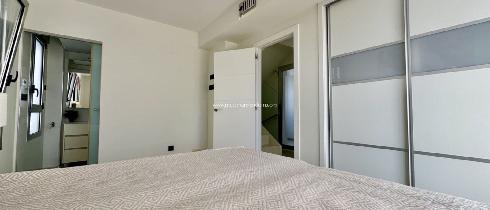 3 bedroom Villa for sale in Orihuela Costa with pool - € 389,000 (Ref: 9432619)