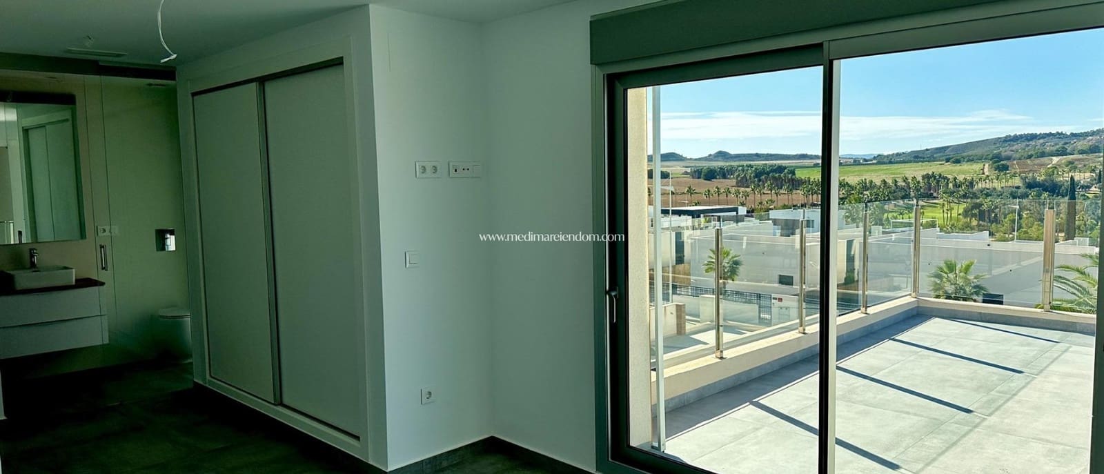 4 soveværelse Villa til salg i Algorfa med swimmingpool - € 659.000 (Ref: 9432620)