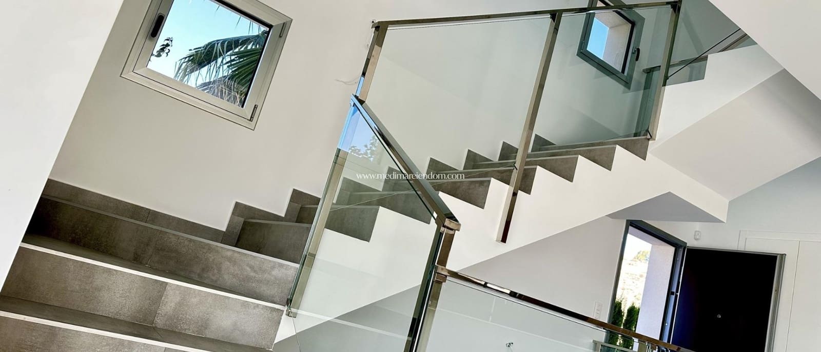 4 soveværelse Villa til salg i Algorfa med swimmingpool - € 659.000 (Ref: 9432620)