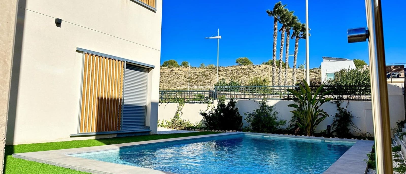 4 soveværelse Villa til salg i Algorfa med swimmingpool - € 659.000 (Ref: 9432620)
