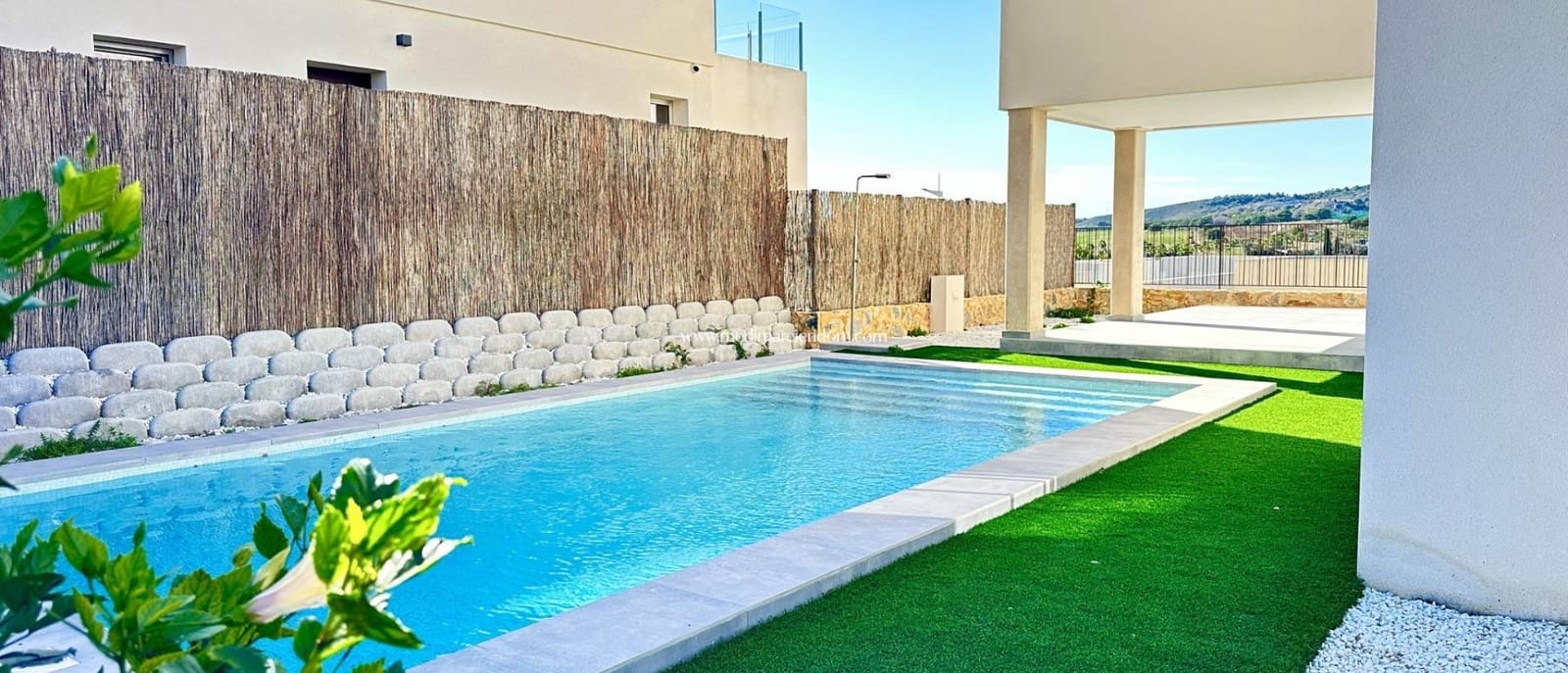 4 soveværelse Villa til salg i Algorfa med swimmingpool - € 659.000 (Ref: 9432620)