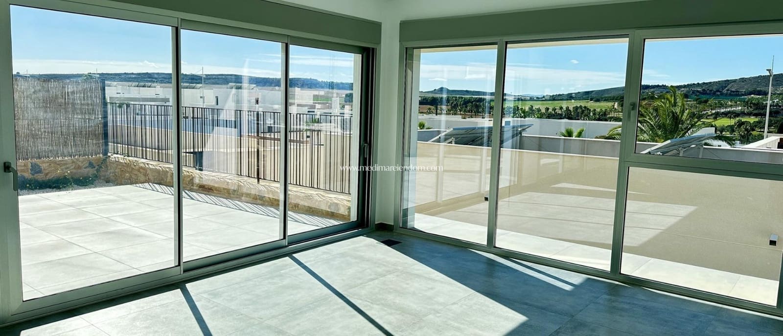 4 soveværelse Villa til salg i Algorfa med swimmingpool - € 659.000 (Ref: 9432620)