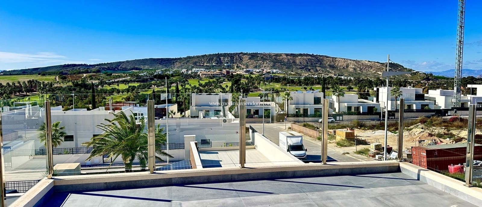 4 soveværelse Villa til salg i Algorfa med swimmingpool - € 659.000 (Ref: 9432620)