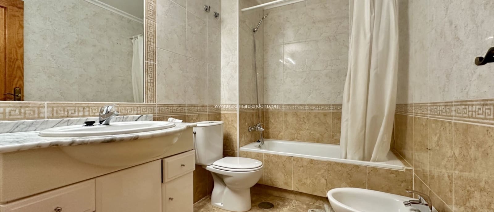 2 slaapkamer Appartement te koop in Cabo Roig met zwembad - € 185.000 (Ref: 9432621)