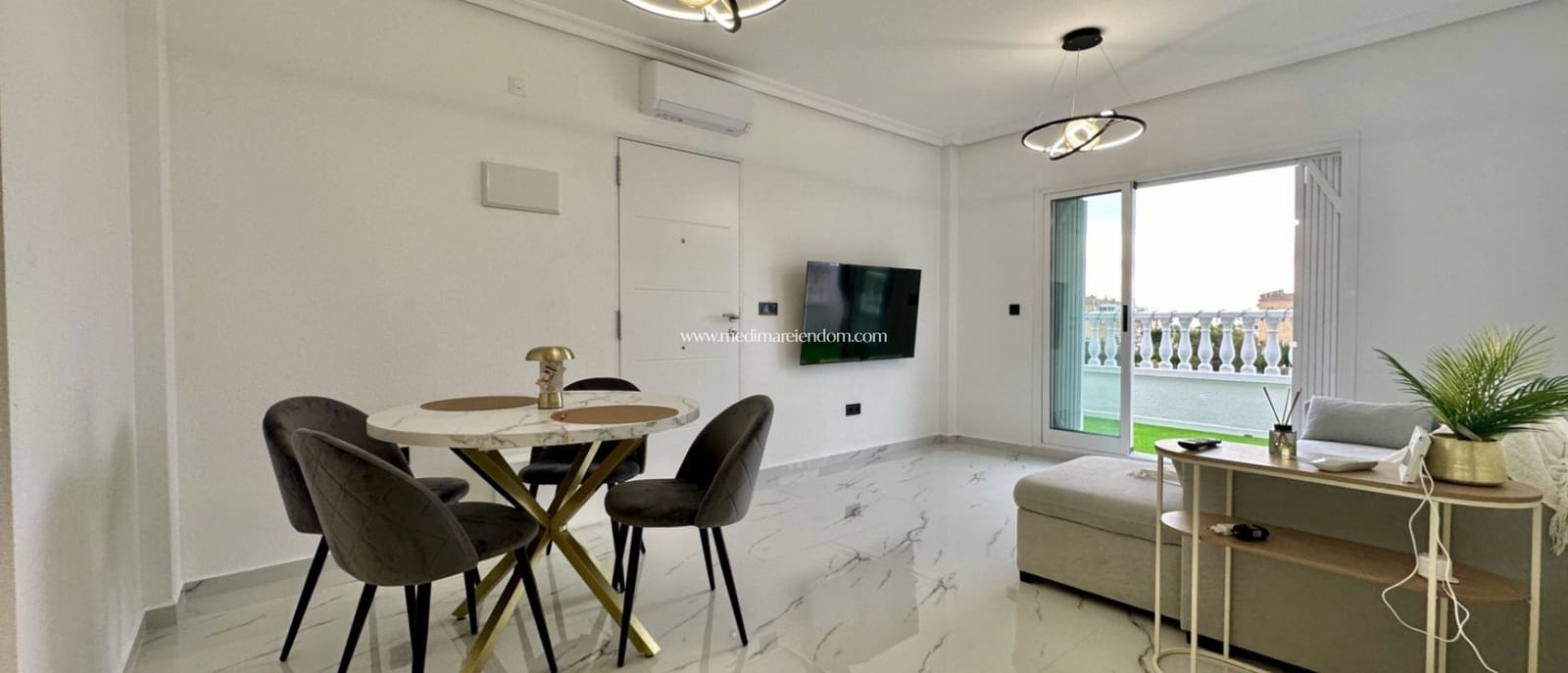 1 soverom Leilighet til salgs i Orihuela Costa med svømmebasseng - € 170 000 (Ref: 9432624)