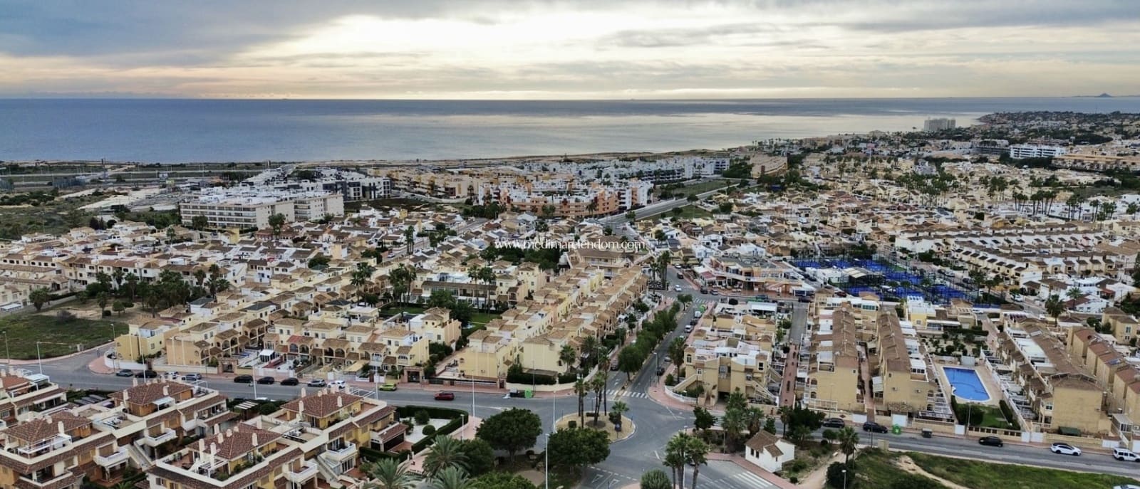 1 soverom Leilighet til salgs i Orihuela Costa med svømmebasseng - € 170 000 (Ref: 9432624)