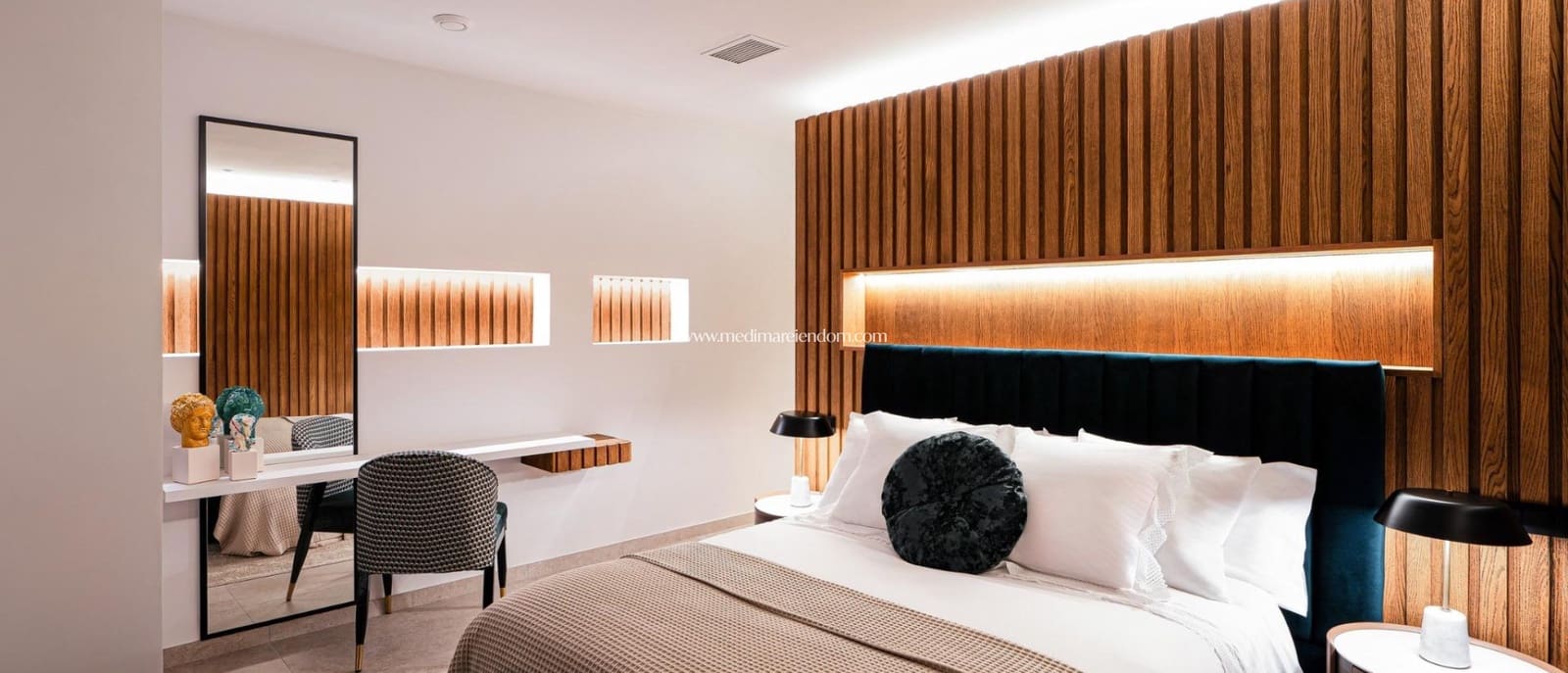 4 soveværelse Villa til salg i La Nucia med swimmingpool - € 1.150.000 (Ref: 9435052)