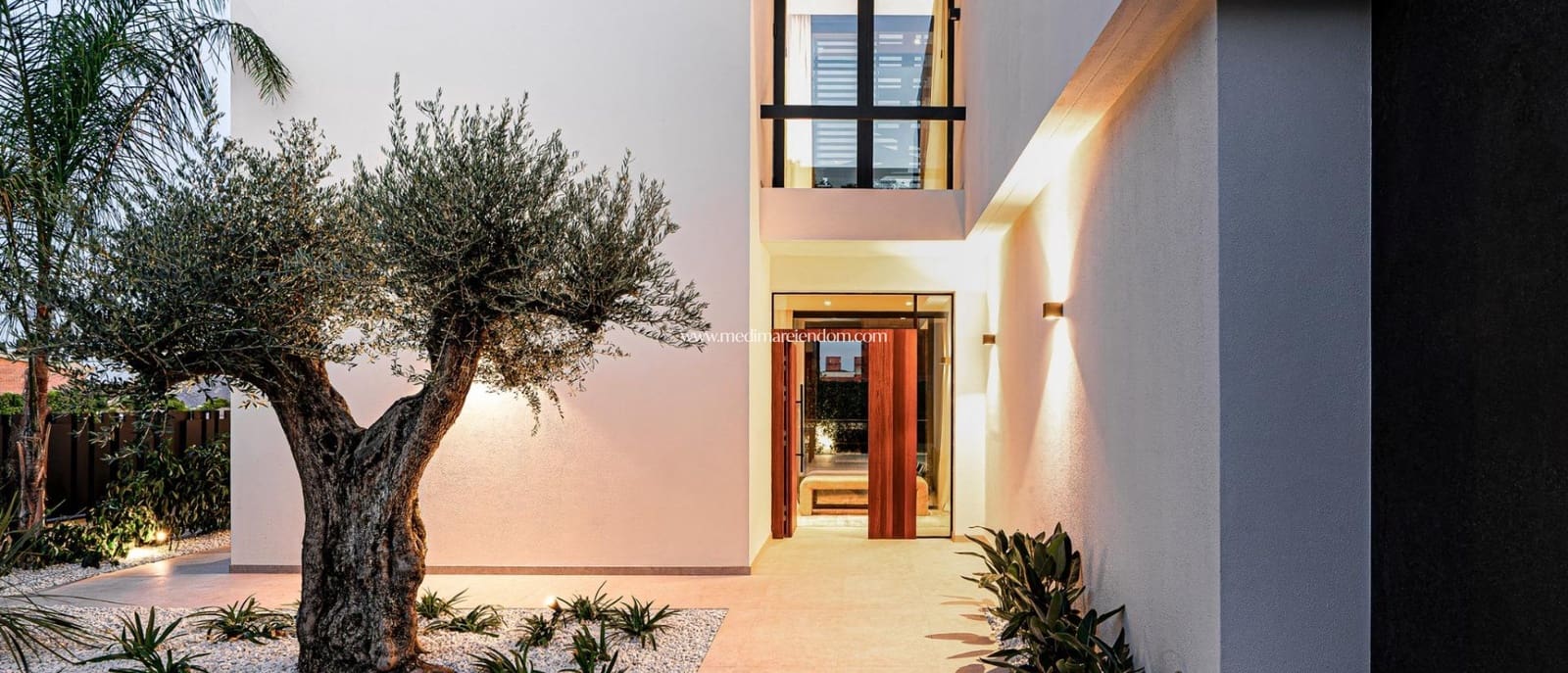 4 soveværelse Villa til salg i La Nucia med swimmingpool - € 1.150.000 (Ref: 9435052)