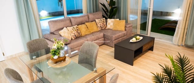 Chalet de 5 habitaciones en Ciudad Quesada, Rojales en venta con piscina garaje - 556.000 € (Ref: 9435059)