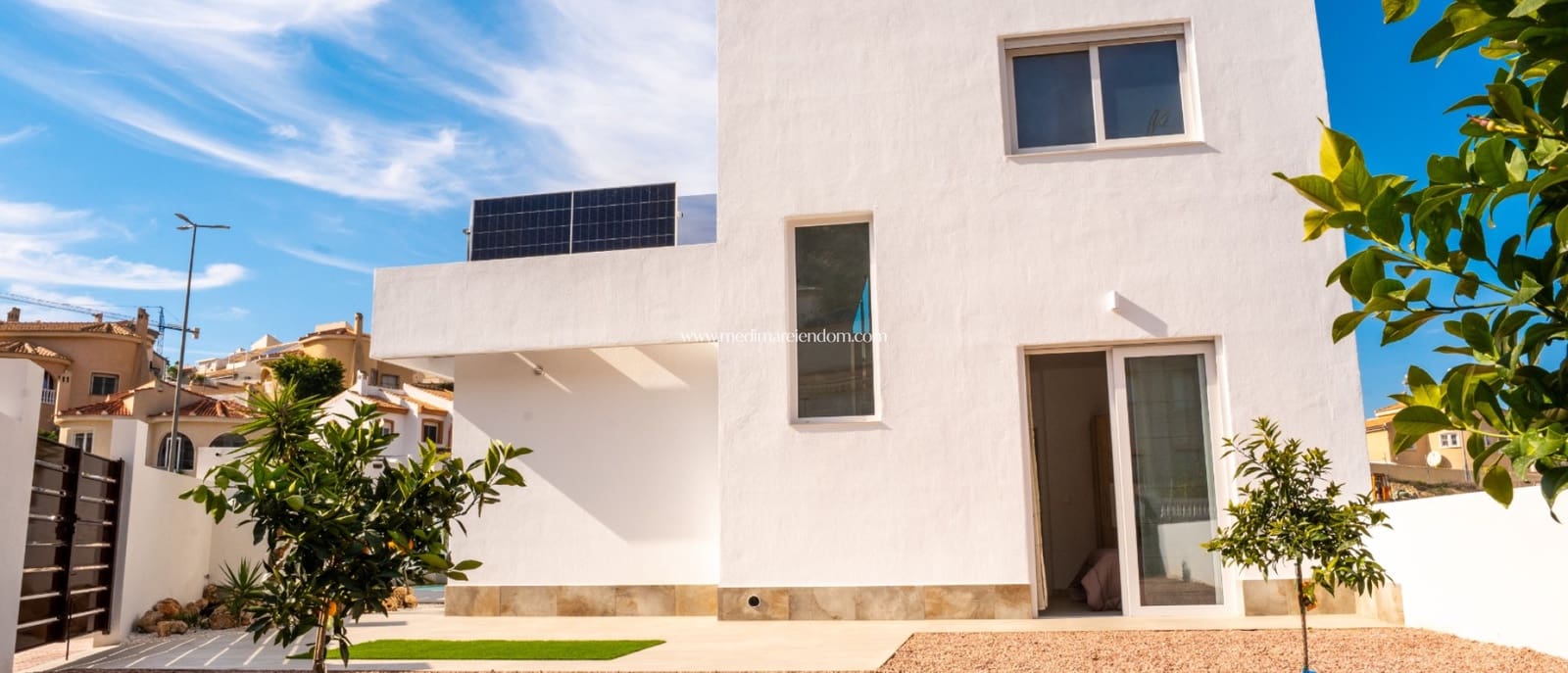 5 bedroom Villa for sale in Ciudad Quesada with pool garage - € 556,000 (Ref: 9435059)