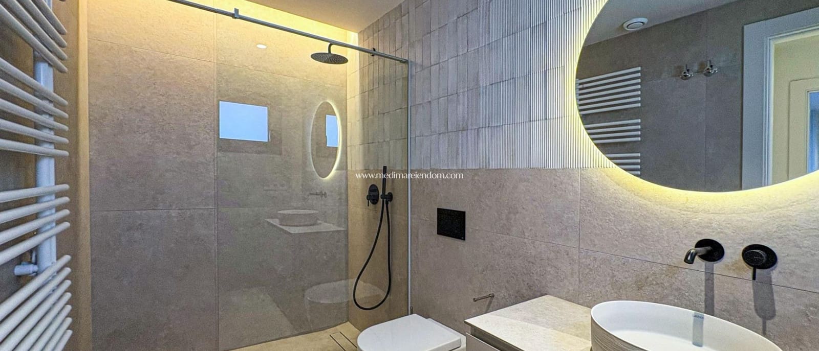 5 bedroom Villa for sale in Ciudad Quesada with pool - € 760,000 (Ref: 9435061)