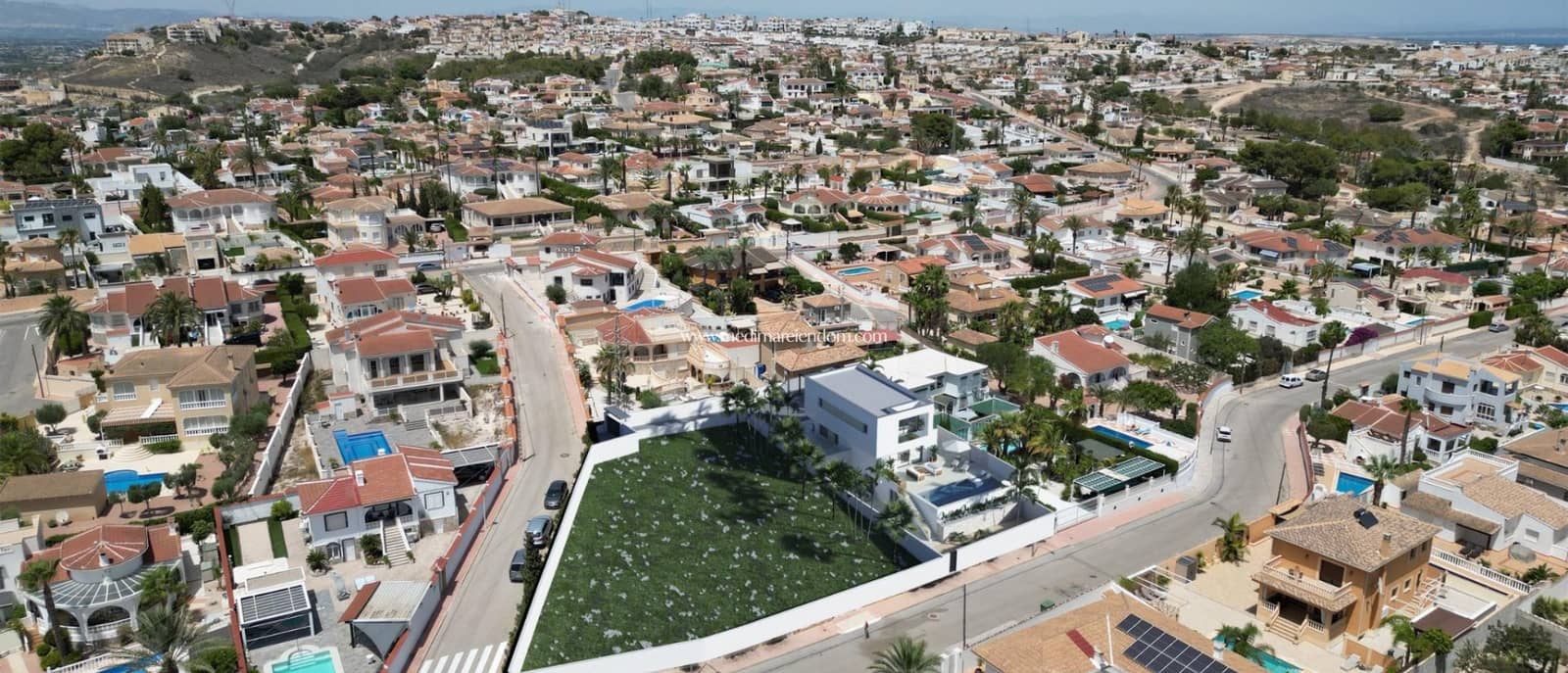 3 soveværelse Villa til salg i Ciudad Quesada med swimmingpool - € 1.050.000 (Ref: 9435062)