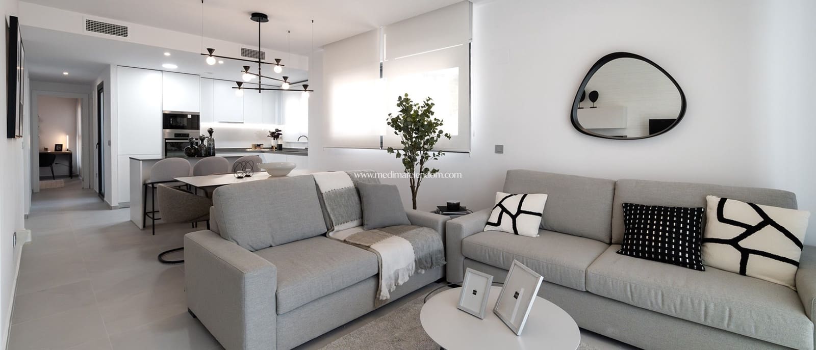 3 soveværelse Lejlighed til salg i Benidorm med swimmingpool garage - € 800.000 (Ref: 9435065)