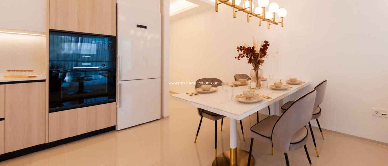 3 Zimmer Apartment zu verkaufen in Ciudad Quesada mit Pool Garage - 412.100 € (Ref: 9435067)