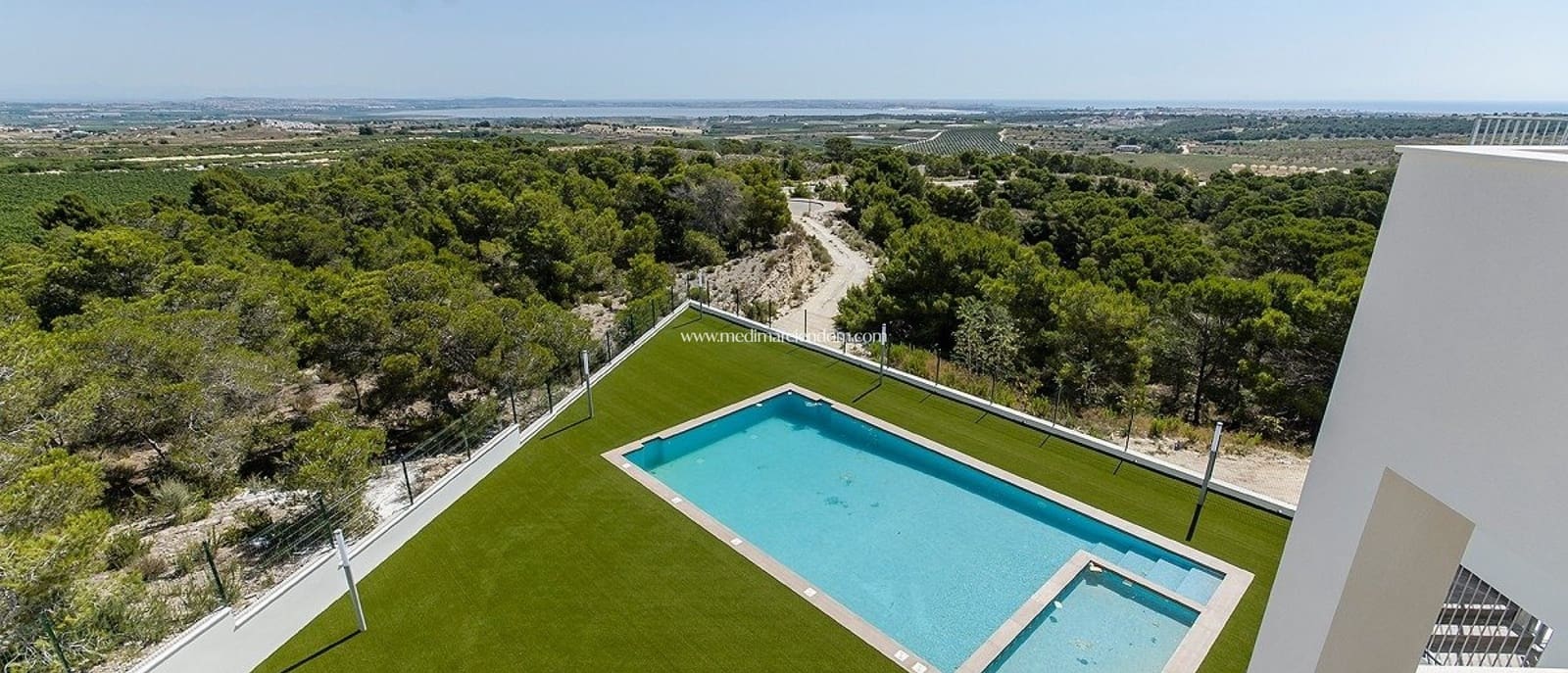 2 quarto Bungalow para venda em San Miguel de Salinas com piscina - 375 000 € (Ref: 9435069)