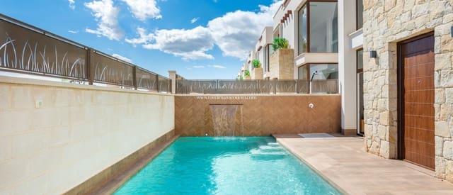 5 sypialnia Willa na sprzedaż w Los Montesinos z basenem garażem - 780 000 € (Ref: 9435070)