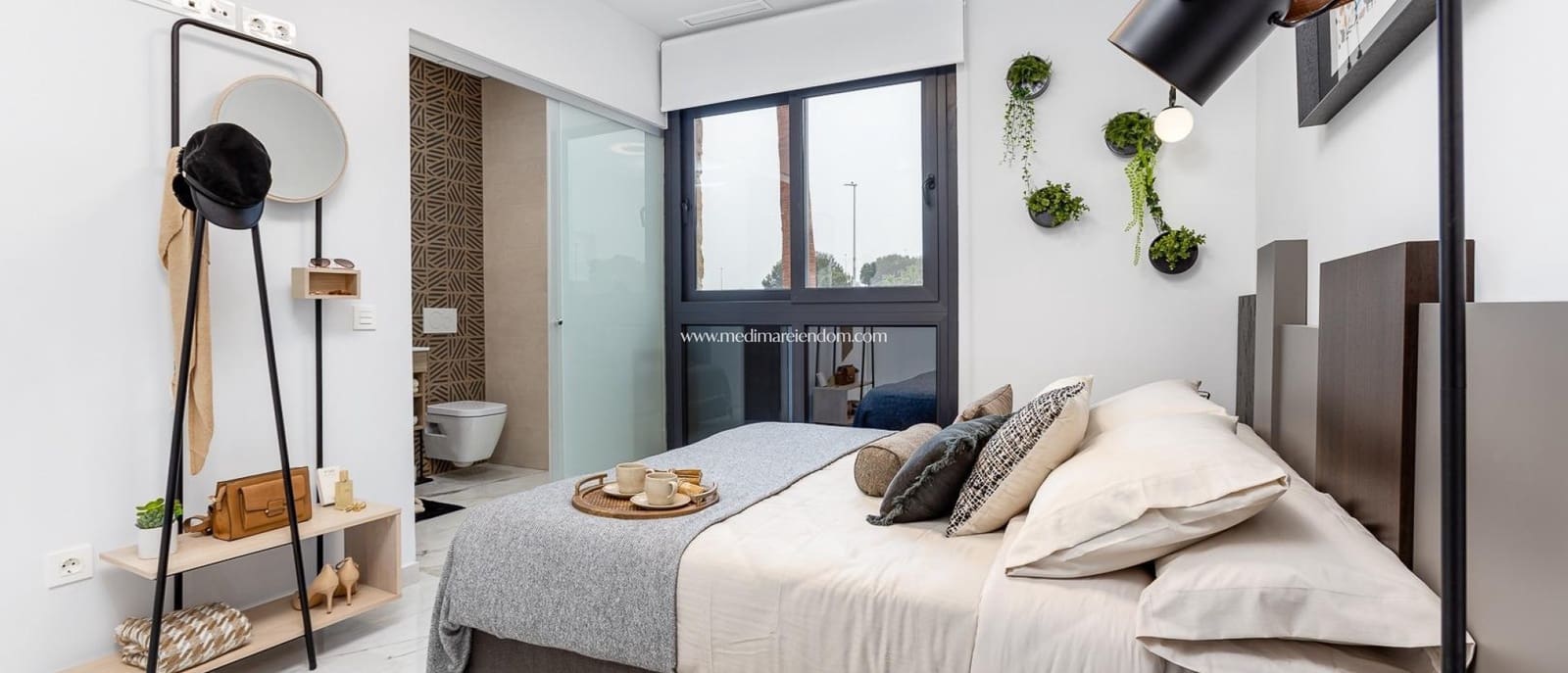 2 Zimmer Bungalow zu verkaufen in Ciudad Quesada mit Pool - 279.000 € (Ref: 9435072)