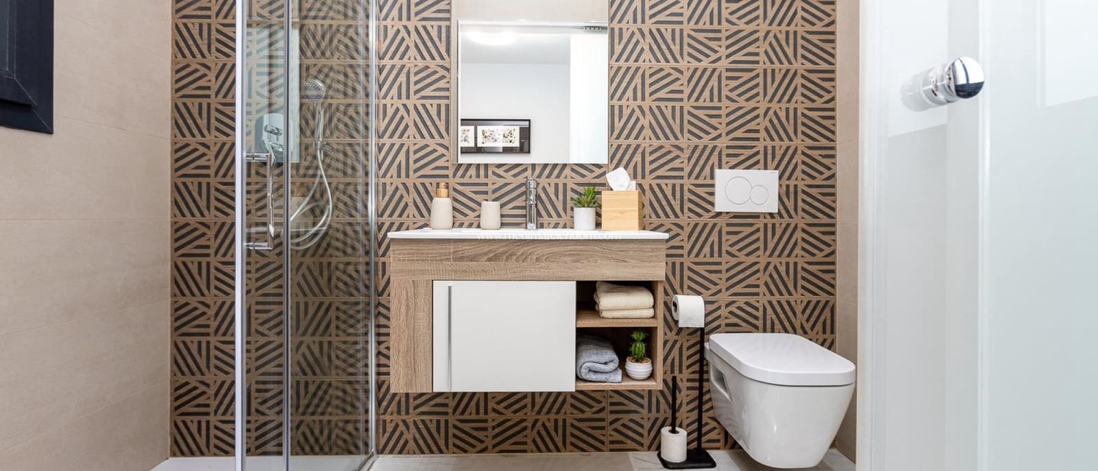 2 Zimmer Bungalow zu verkaufen in Ciudad Quesada mit Pool - 279.000 € (Ref: 9435072)