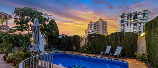 6 soveværelse Villa til salg i La Veleta, Torrevieja - € 2.490.000 (Ref: 9438745)