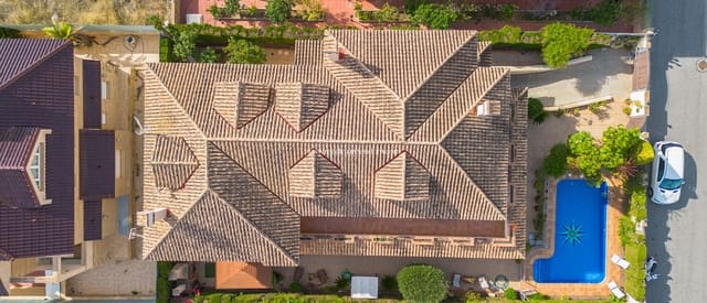 6 soveværelse Villa til salg i La Veleta, Torrevieja - € 2.490.000 (Ref: 9438745)