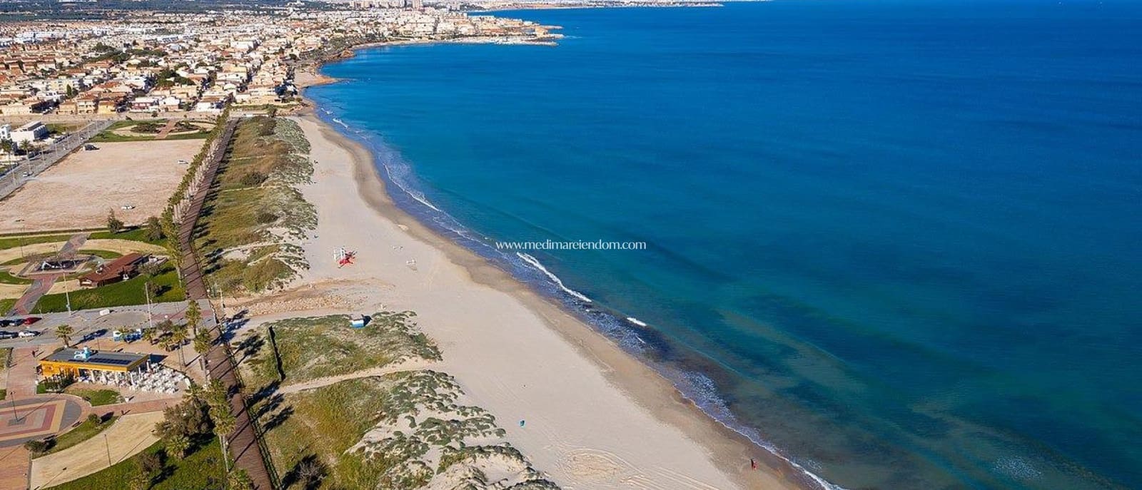 5 soveværelse Villa til salg i Pilar de la Horadada med swimmingpool - € 2.950.000 (Ref: 9438747)