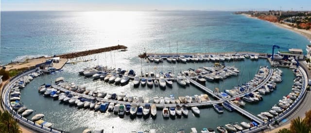 4 chambre Villa/Maison à vendre à Campoamor, Orihuela avec piscine - 3 600 000 € (Ref: 9438749)