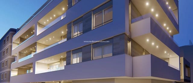 2 soveværelse Penthouse til salg i Las Piscinas Naturales, Torrevieja - € 310.000 (Ref: 9438753)